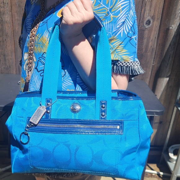 Bright Blue Coach Purse - Picture 5 of 16